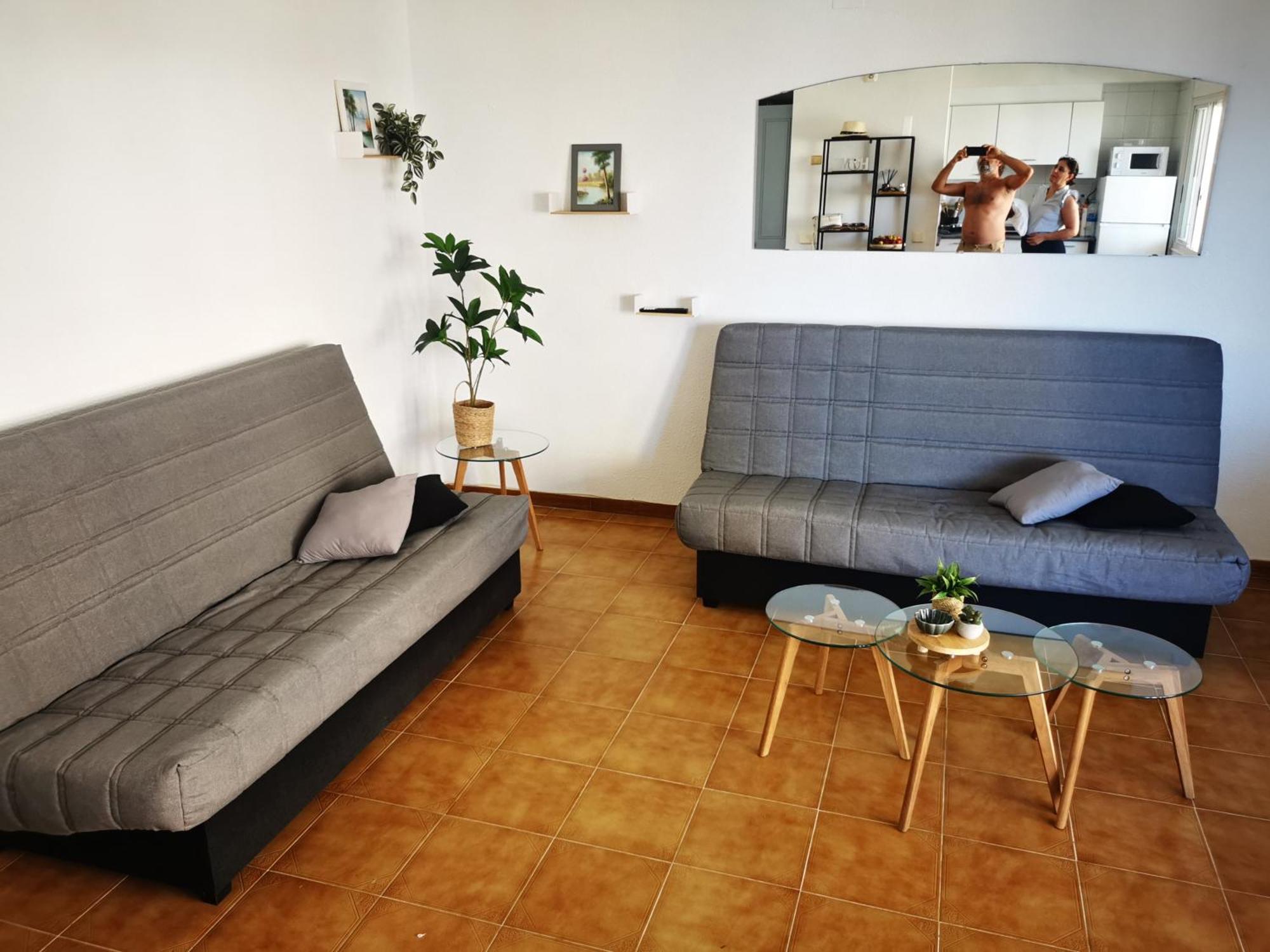 Spacieux Appartement Rose Front Mer Et Piscine Росас Экстерьер фото